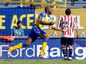 20060918125917-mini-wanchope.jpg